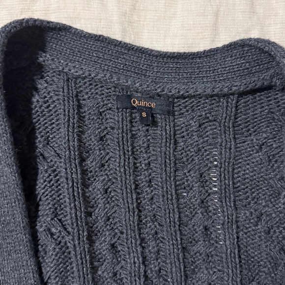 quince organic cotton cable knit cardigan size small - Picture 4 of 6